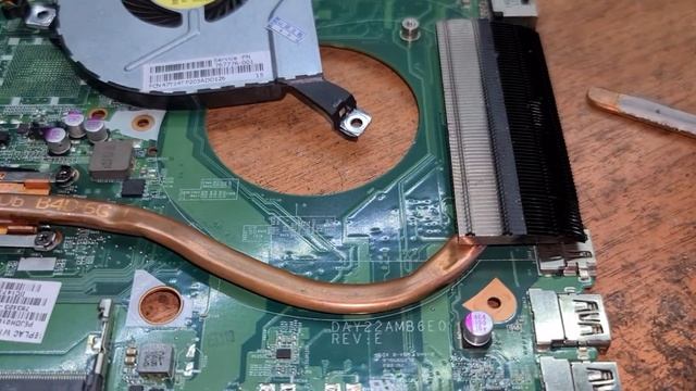 HP 17-1000sr отключается,перегрев смотреть онлайн