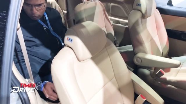 Kia Carnival | 9-seater version tested | Times Drive смотреть онлайн