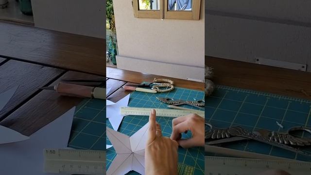 Новогодние украшения | как украсить дом к Новому году | ОБЪЕМНЫЕ ЗВЕЗДОЧКИ смотреть онлайн