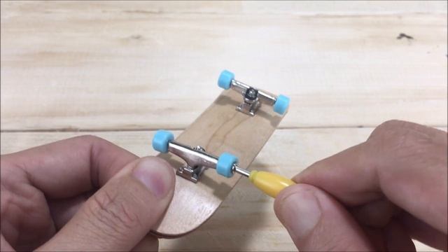 My mini skateboard | Finger skate | Finger board смотреть онлайн
