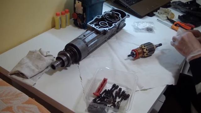 Rimontaggio demolitore Makita con componenti originali nuovi. Video integrale parte1 смотреть онлайн