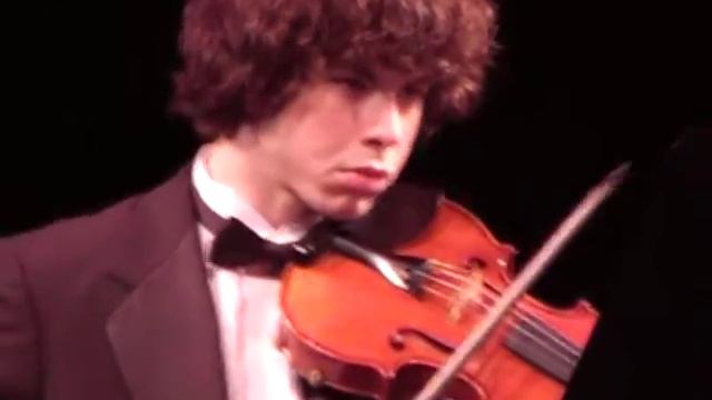 Peter J. Miller and B. Richards play Bach duet смотреть онлайн