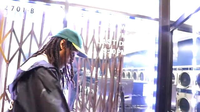 Groovy Chu ? - STAY OUT Prod VvsPipes X GROOVY смотреть онлайн