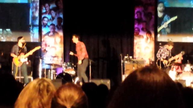 Matt Cohen singing Song 2 @ Sat night Special 2015 смотреть онлайн