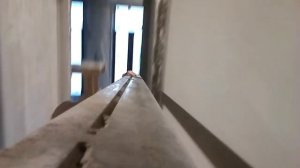 штукатурка  стен по натёртым,горизонтальным маякам.