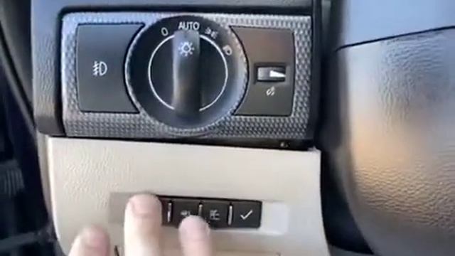 2009 Saturn Vue XE смотреть онлайн