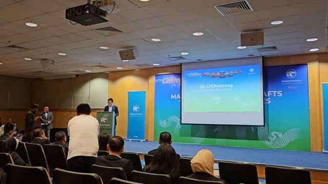 New Proton S50 sedan and EV set to launch in Oct/Nov 2023 смотреть онлайн