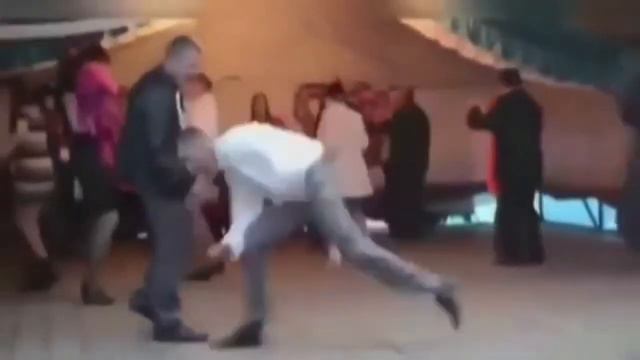 Барбарики - Что такое доброта | BASSBOOSTED смотреть онлайн