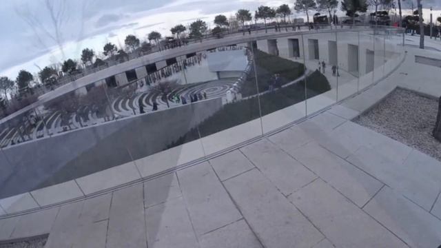 Парк Галицкого глазами инвалида-колясочника смотреть онлайн