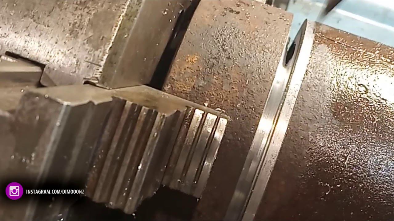 Как отрезать СТАМЕСКОЙ металлическую трубу! смотреть онлайн