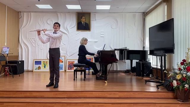Соболенков Григорий /В. Попп "Венгерский танец". смотреть онлайн