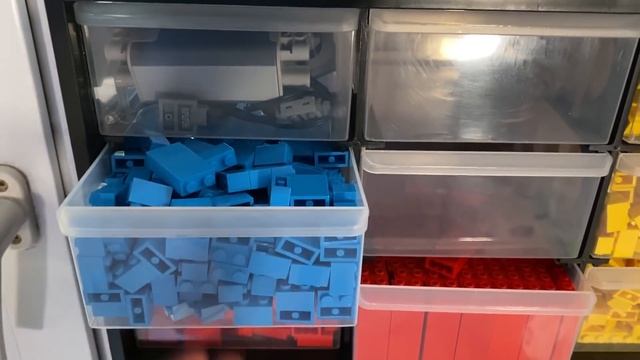 КТО БЫСТРЕЕ? Как сделать ДОМ ГОЛОВОЛОМКУ за 1 МИНУТУ VS 5 МИНУТ из ЛЕГО смотреть онлайн