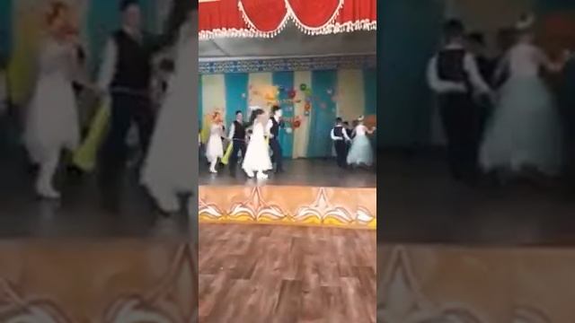 "Желтый вальс" 3"б" класс г. Темиртау смотреть онлайн