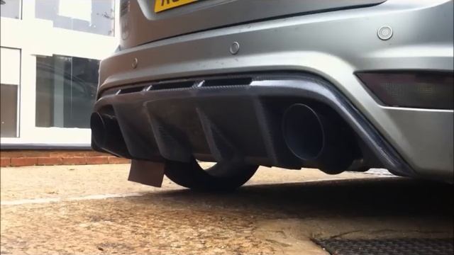 Ford Focus RS MK2 with a Chris Tullett Exhausts System Fitted смотреть онлайн