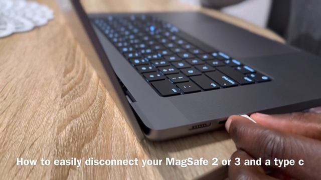 MagSafe 2, 3 and type c charger interactions смотреть онлайн