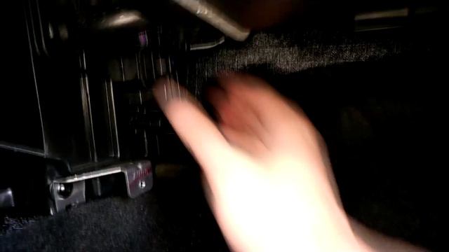 #LadaVesta. Чистим испаритель кондиционера Весты. Меняем фильтр.