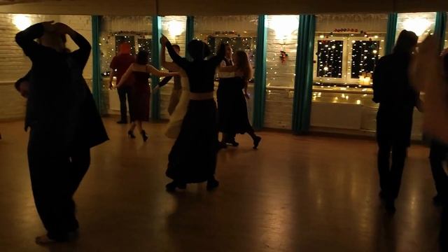 Cross-step waltz. Анна Ширяева - Растерянность сов смотреть онлайн