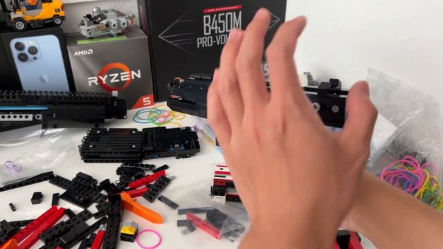 Building a Lego Blowback Rubber Band Glock - 18 смотреть онлайн