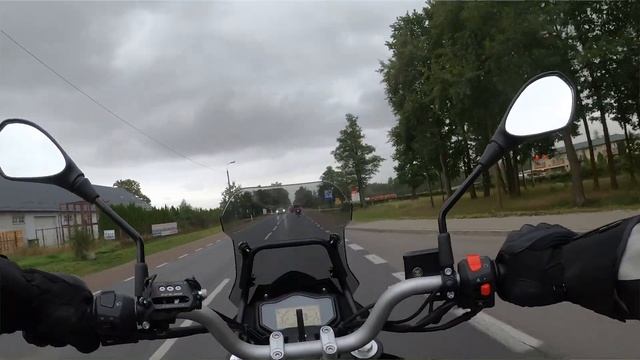 Test Benelli TRK 251 – bardziej turysty, niż enduro? Mały adventure na prawo jazdy A2 смотреть онлайн