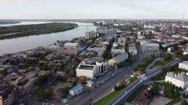 Астраханский Кремль. Вид на площадь Октябрьскую. смотреть онлайн