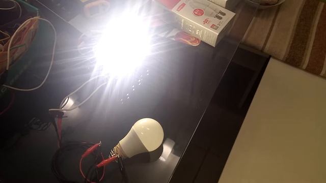 Самодельный светодиодный светильник против лампы MAXUS LED 10 W смотреть онлайн