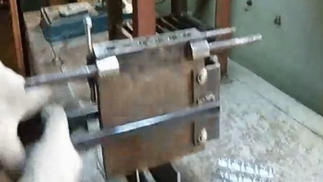 Производство балансгрузов.Форма с ножами. смотреть онлайн