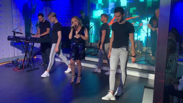 Karina "В миллиметре от сердца". Москва 2019 live concert смотреть онлайн