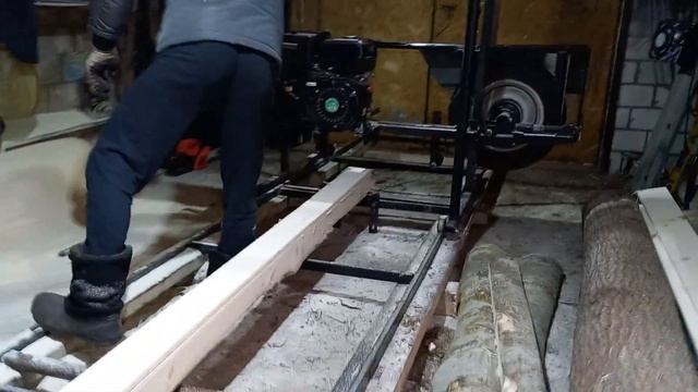 самодельная пилорама.в работе смотреть онлайн