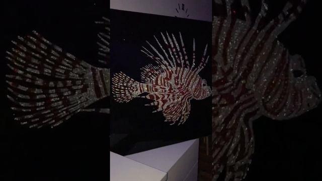 Картина эпоксидной смолой «Рыба крылатка» / Scorpena / oil art/ resin art and Swarovski премиум арт смотреть онлайн