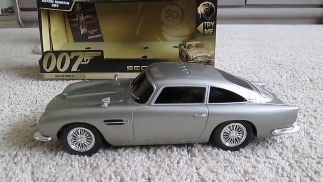 Toystate James Bond Light and Sound Q-Branch: Aston Martin DB5 (Goldfinger)- review смотреть онлайн