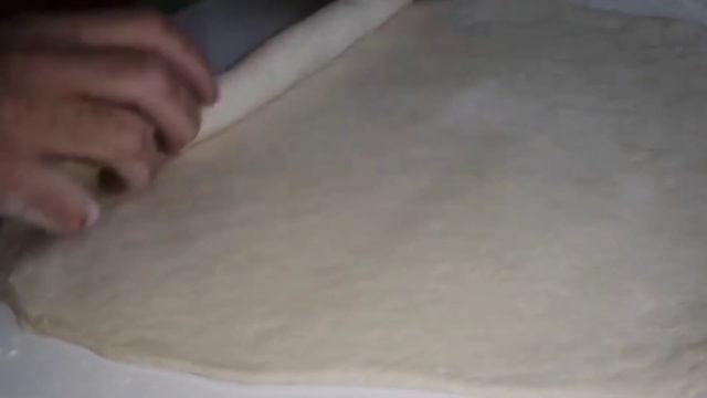 Как правильно сделать лодочку, на хачапури по аджарськи. смотреть онлайн