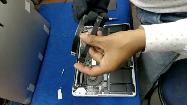 MacBook A1502 TrackPad & Keyboard Repair смотреть онлайн