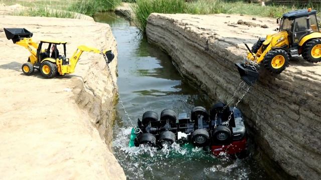 Полощем самосвал в воде смотреть онлайн