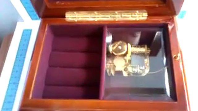 Музыкальная шкатулка смотреть онлайн