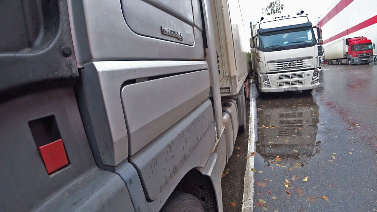 Глюки Мерседеса / Дтп на новорязанке смотреть онлайн