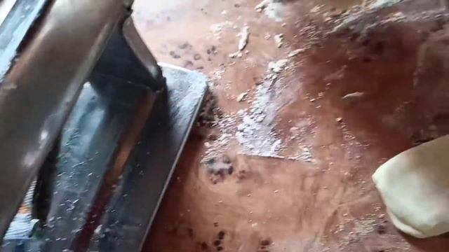 Как быстро и тонко раскатать тесто для торта Наполеон, пельменей и лапши. смотреть онлайн