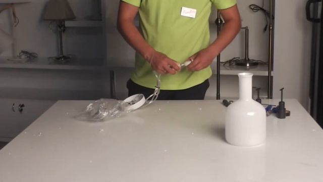 Сборка светильника Arte lamp A8115SP-1WH ACCENTO смотреть онлайн