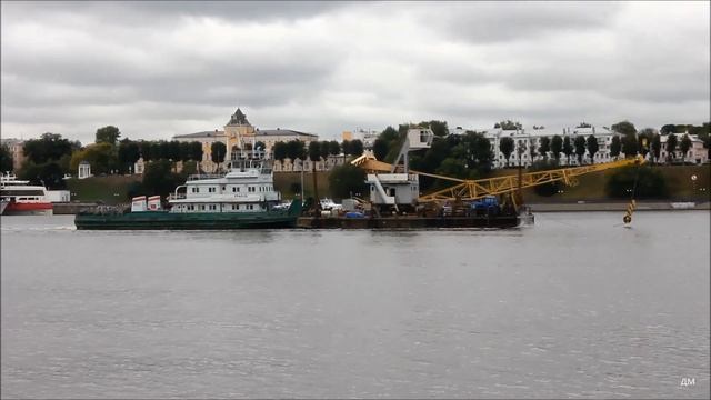 Буксир Урал 20 с плавкраном 4 в Ярославле 6 09 2022г смотреть онлайн