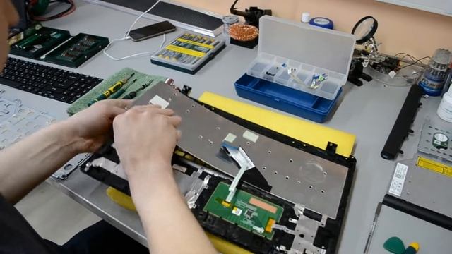 Замена клавиатуры Acer E1-572G смотреть онлайн