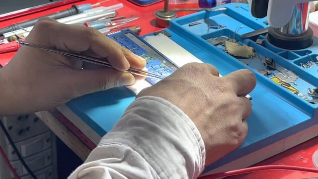 iPhone 6 Error 4013 With iTunes Full Solution смотреть онлайн