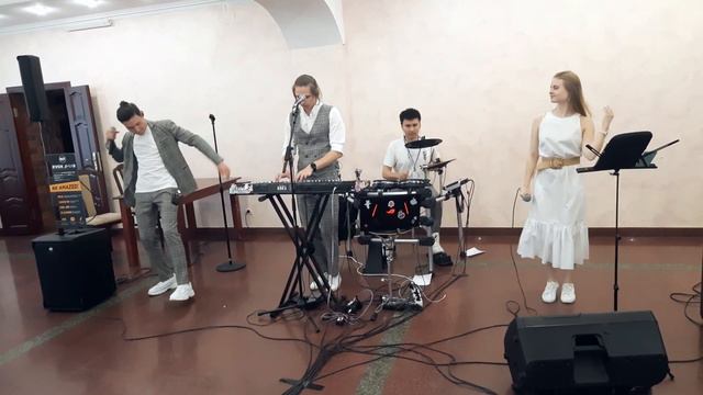 🎶 Кавер группа «Stevia» г. Казань 🎶 Bastille - Of The Night 🎶 смотреть онлайн