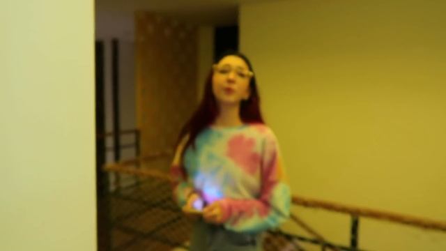 O BUG INVADIU A MINHA CASA E ME ROUBOU | Luluca смотреть онлайн