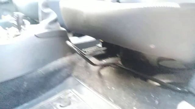 Лайфхак как снять авто коврики примёрзшие зимой. Снег, лёд. смотреть онлайн