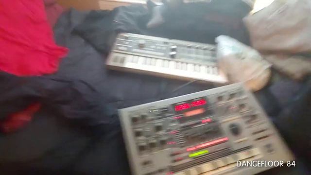 datacorp- dancefloor84 смотреть онлайн