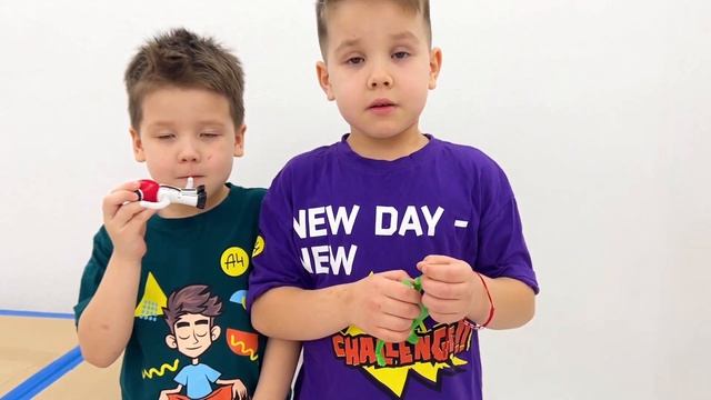 РАДУЖНЫЕ ДРУЗЬЯ Rainbow friends Роблокс Обзор игрушек смотреть онлайн