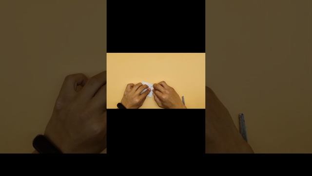 Как сделать прыгающую лягушку из бумаги ?Origami it's easy ? смотреть онлайн