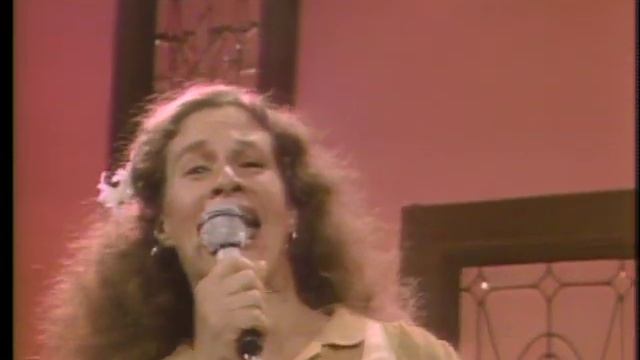 Carole King "Lookin' Out For Number One" featuring Eric Johnson guitar solo смотреть онлайн