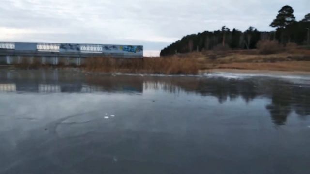 Покатушки по льду на Ижевском пруду смотреть онлайн
