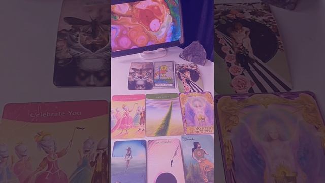 New passion , New options!?! Losing and Gaining interest ?? #tarot #oracle #spiritual смотреть онлайн