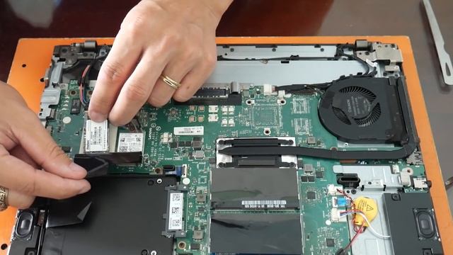 Nâng cấp RAM và Ổ cứng SSD (M2 loại 2242) laptop Lenovo Thinkpad L460 Ít ai biết || Eugen Nguyễn #7 смотреть онлайн